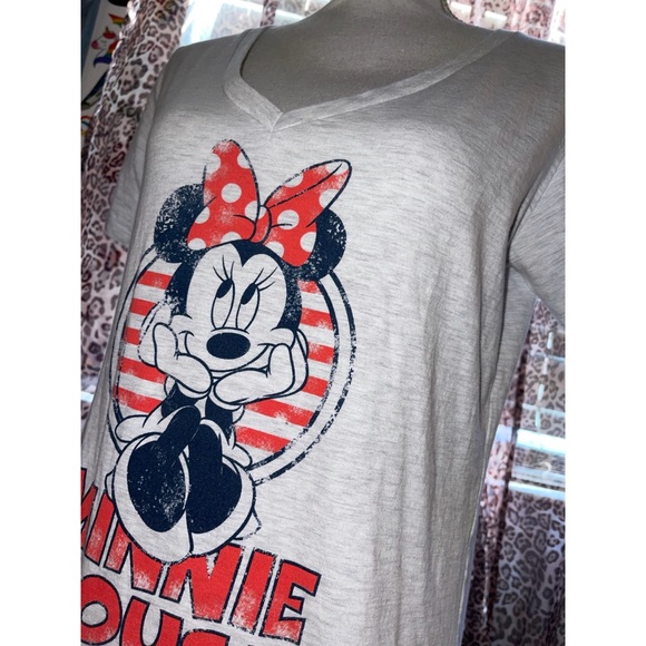 Red & Gray Disney Minnie Mouse Tee ❤️ - Picture 10 of 17